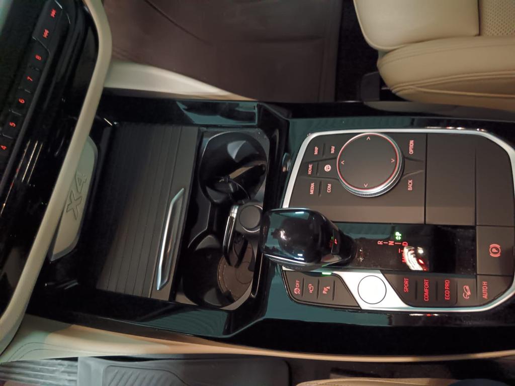 BMW X4 xdrive20d mhev 48V auto