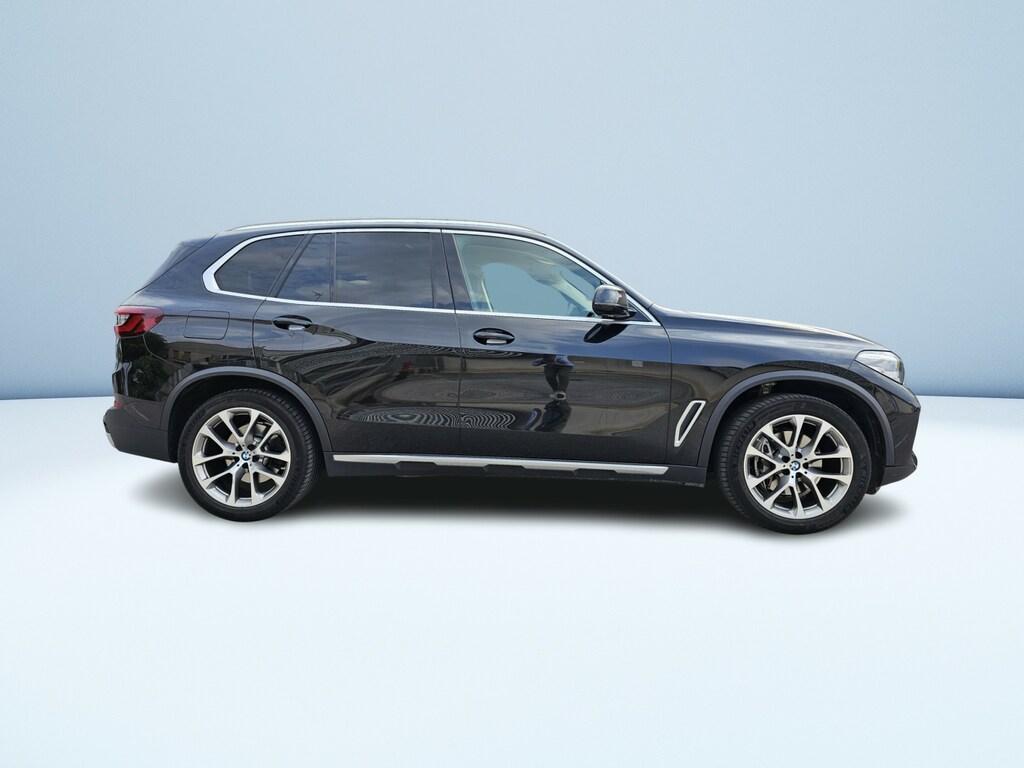 BMW X5 xdrive30d mhev 48V xLine auto