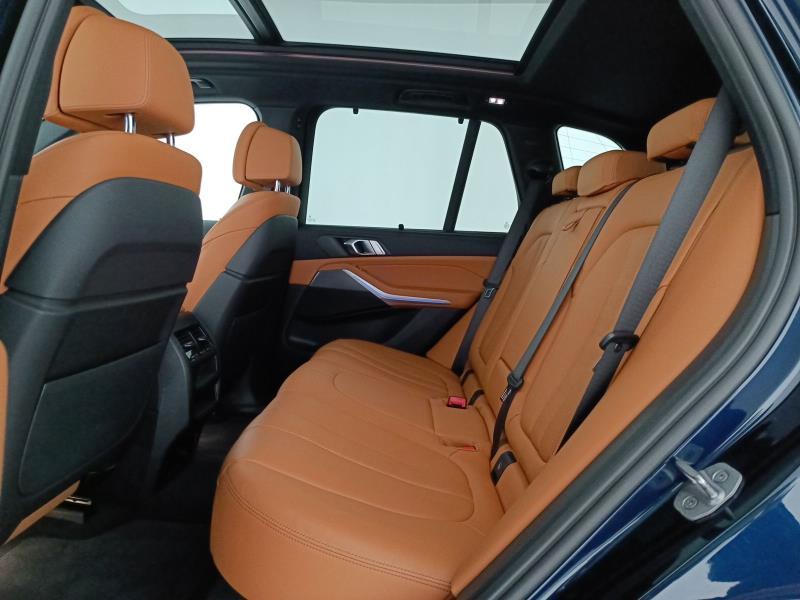 BMW X5 xdrive30d mhev 48V xLine auto