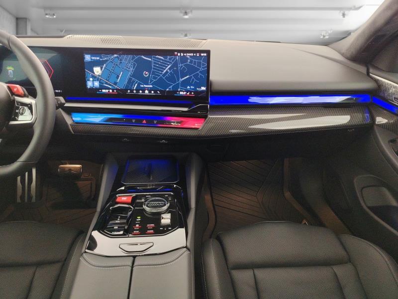 BMW M5 Touring 4.4 727cv auto