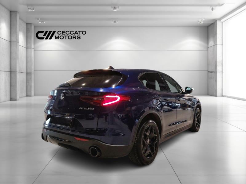 Alfa Romeo Stelvio 2.2 t Business rwd 160cv auto