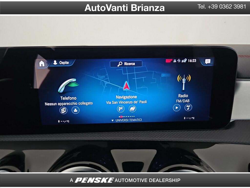 Mercedes CLA Shooting Brake 200 d Premium auto