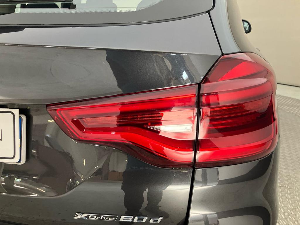 BMW X3 xdrive20d mhev 48V xLine auto