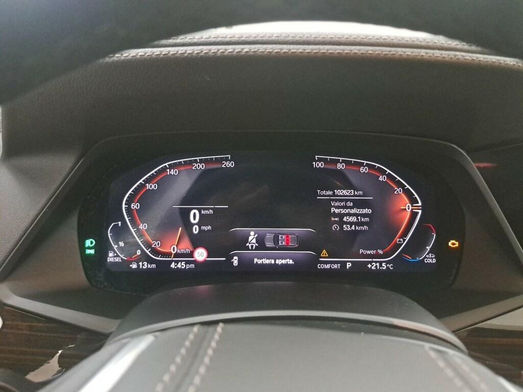 BMW X5 xdrive40d mhev 48V xLine auto