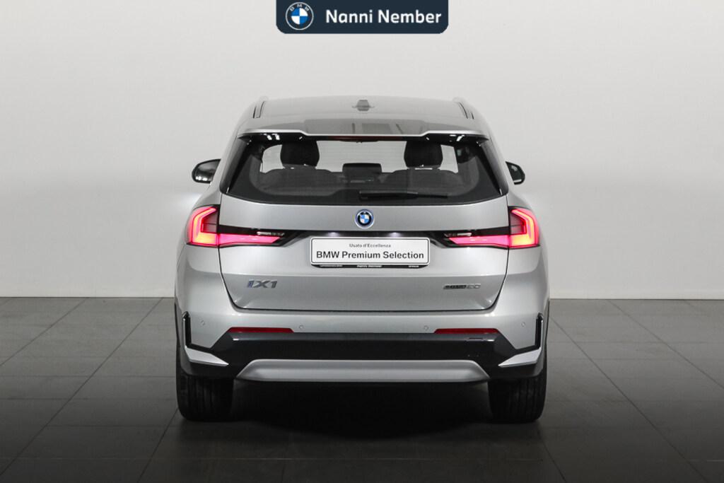 BMW iX1 edrive 20 X-Line