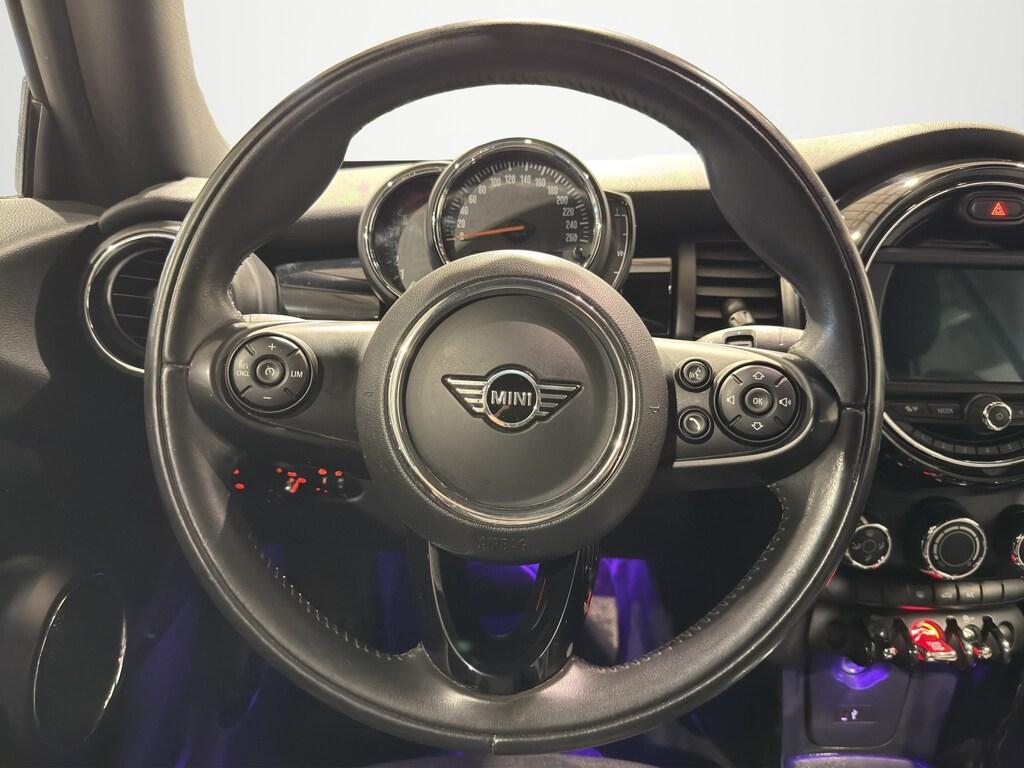 Mini Cooper D Cabrio 1.5 Cooper D Auto