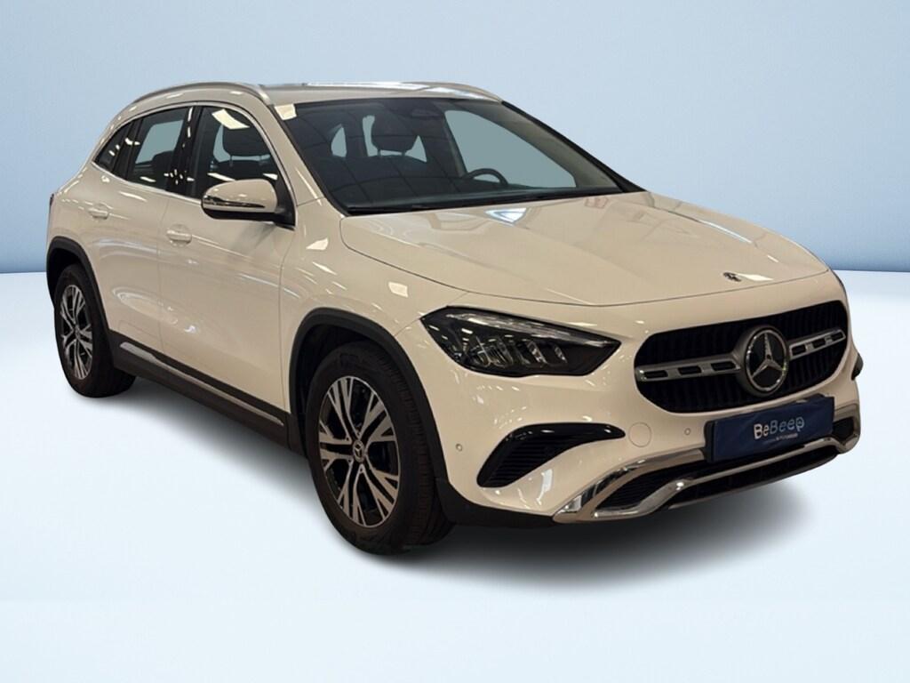 Mercedes GLA 180 d Progressive Advanced auto