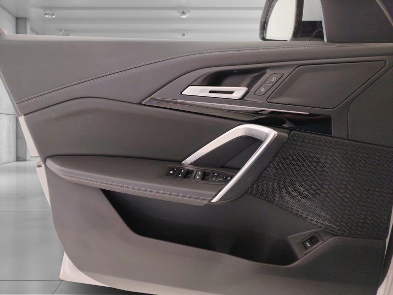 BMW iX1 edrive 20 X-Line