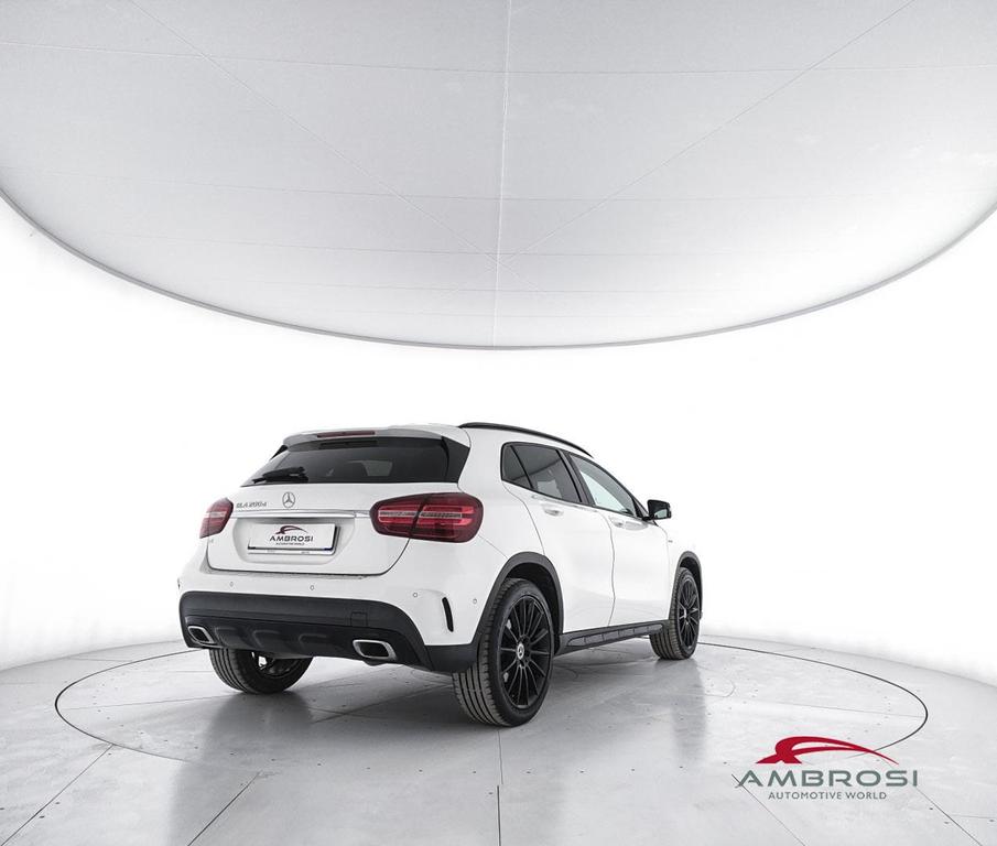 Mercedes GLA 200 d Sport auto