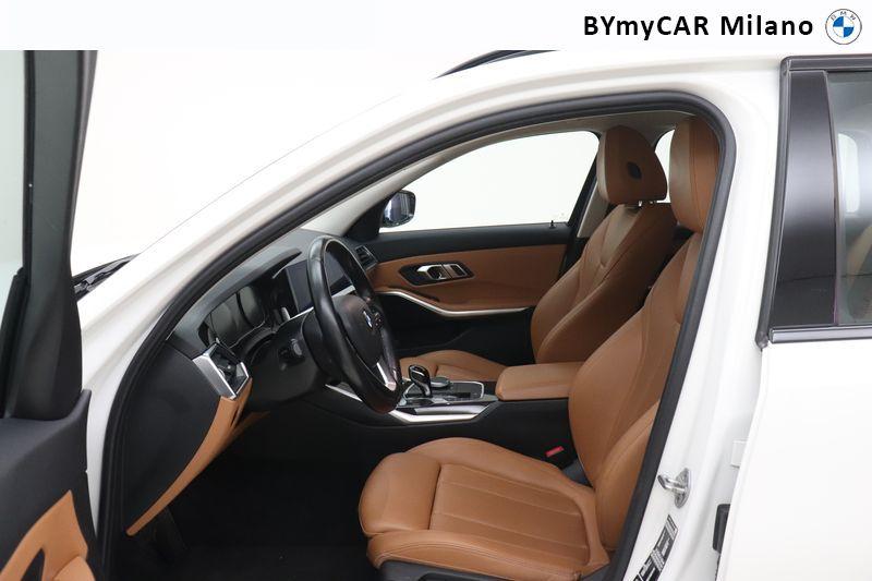 BMW Serie 3 320d Touring mhev 48V xdrive auto