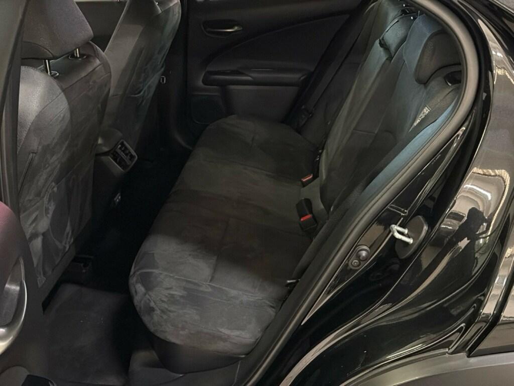 Lexus UX 250h 2.0 Urban 2wd cvt