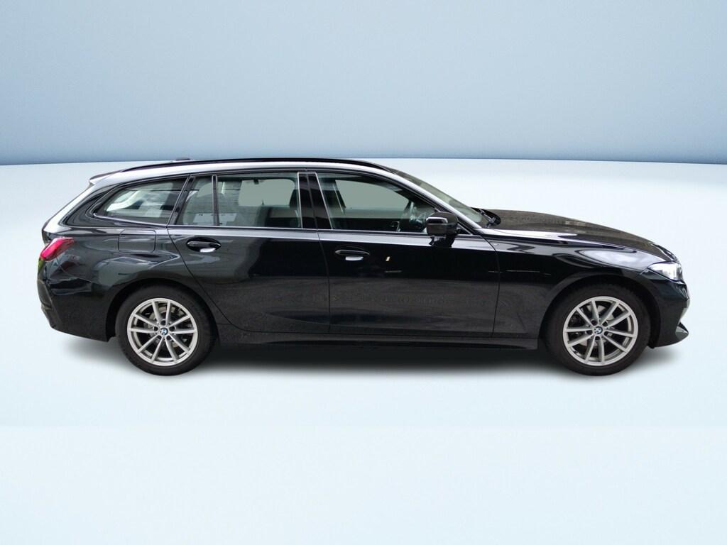 BMW Serie 3 318d Touring mhev 48V auto