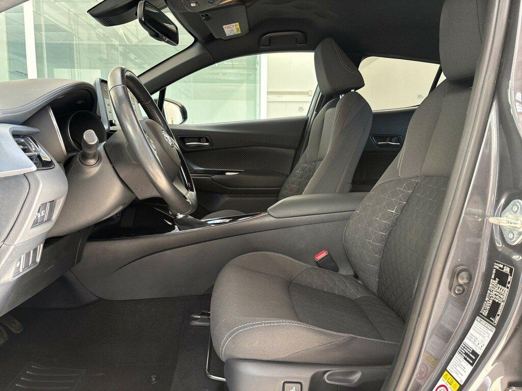 Toyota C-HR 2.0h More Business e-cvt