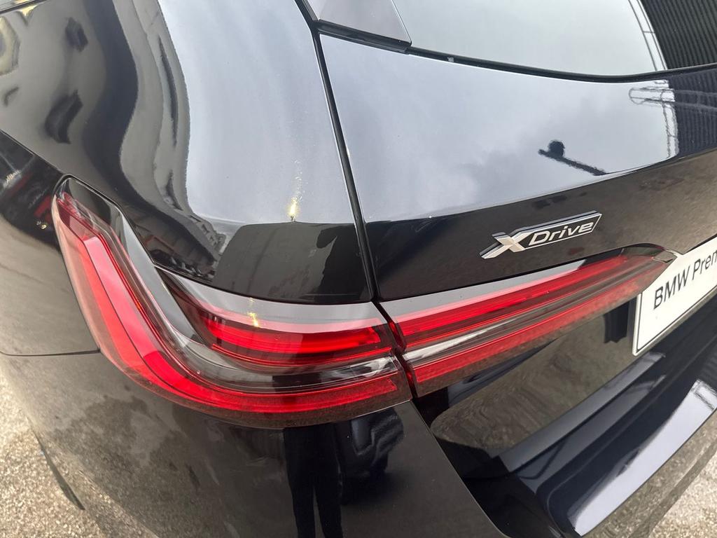 BMW Serie 5 520d Touring 48V xdrive M Sport Pro auto