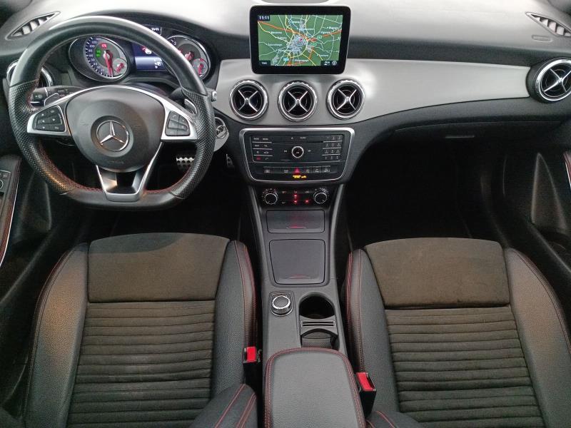 Mercedes GLA 200 d (cdi) Premium 4matic auto