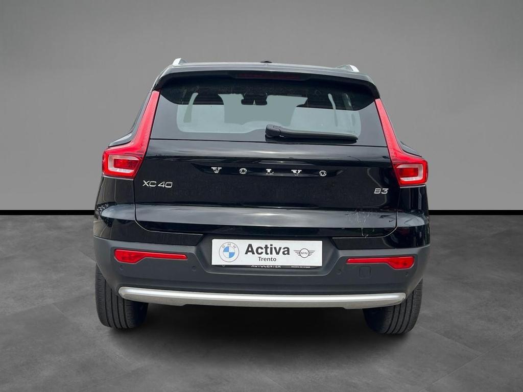 Volvo XC40 2.0 b3 Core auto
