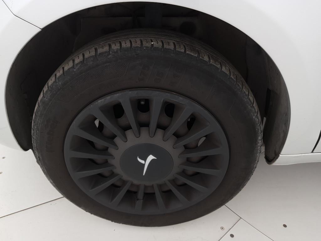 Lancia Ypsilon 0.9 t.air Gold ecochic metano 80cv