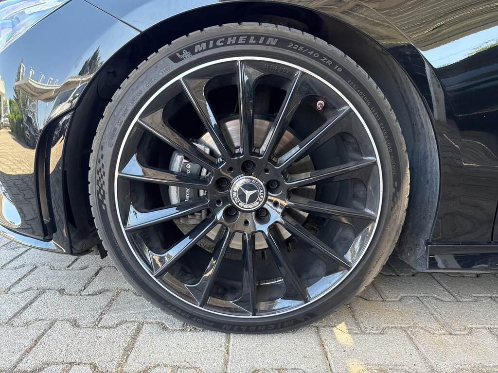 Mercedes CLA 180 d Premium auto