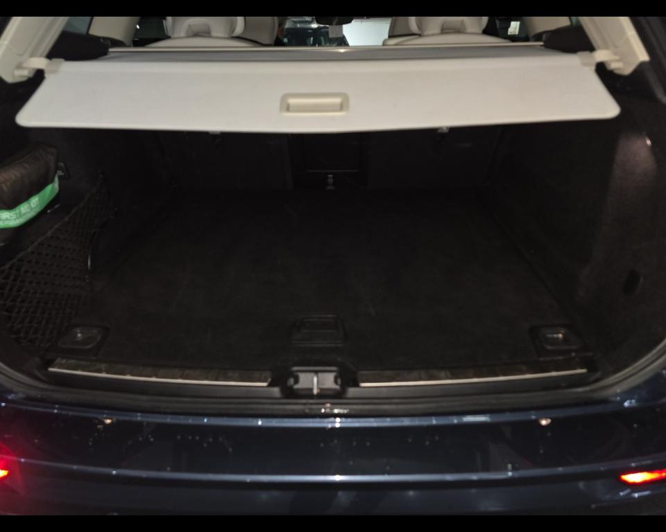 Volvo XC60 2.0 B4 Inscription awd auto