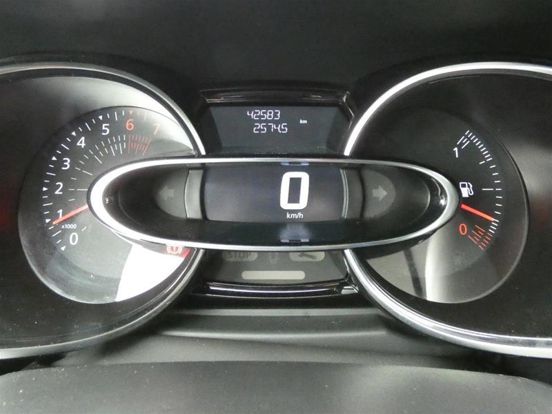 Renault Clio 0.9 tce Moschino Zen 90cv