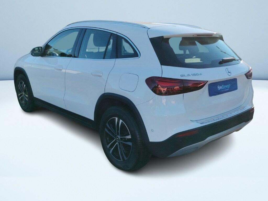 Mercedes GLA 180 d Advanced auto