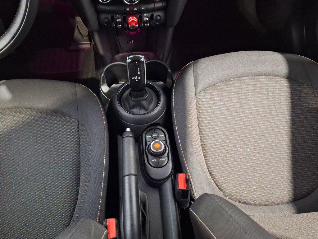 Mini Cooper 1.5 TwinPower Turbo Cooper Hype DCT