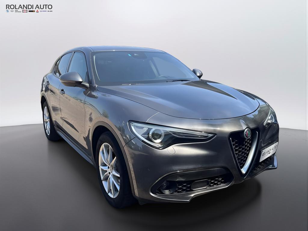 Alfa Romeo Stelvio 2.2 t Business rwd 180cv auto