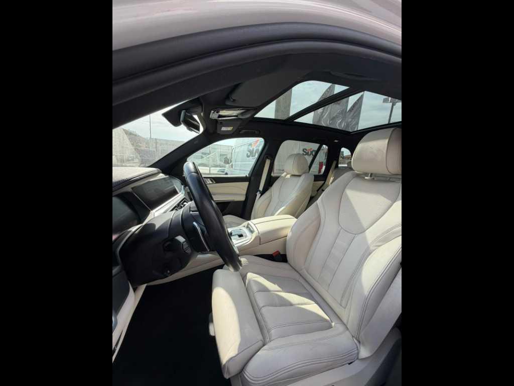 BMW X5 xdrive30d mhev 48V xLine auto