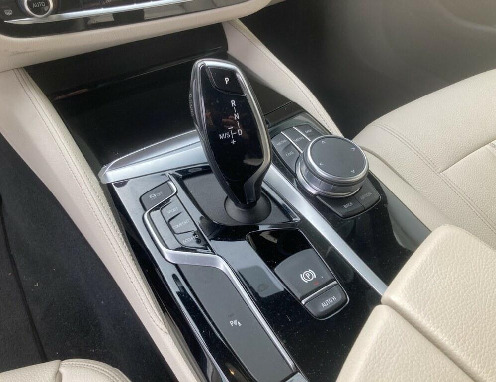 BMW Serie 5 520d Touring xdrive Luxury auto