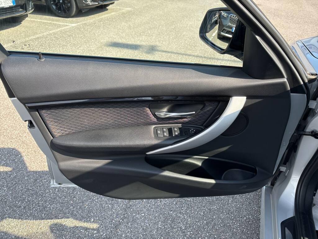 BMW Serie 3 318d Touring Msport auto