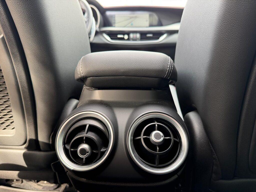 Alfa Romeo Stelvio 2.2 t Competizione Q4 210cv auto