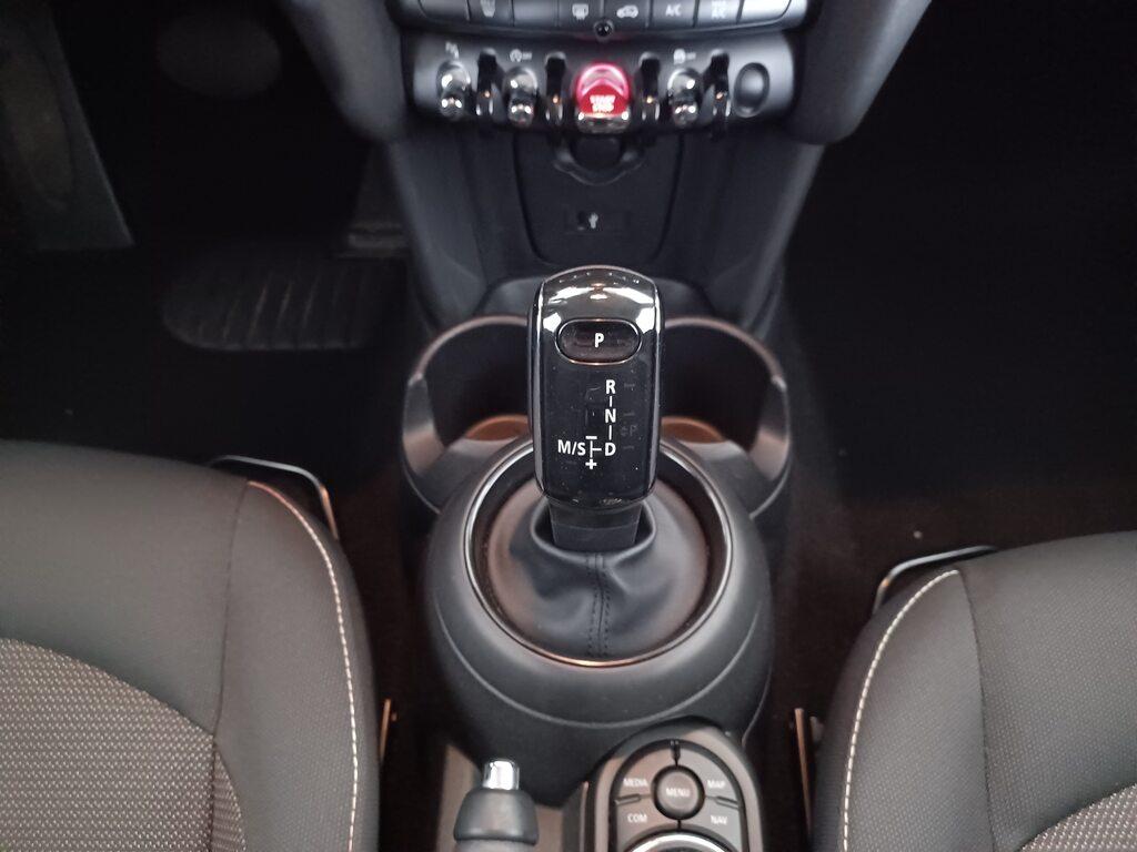 Mini Cooper 1.5 TwinPower Turbo Cooper Business XL DCT
