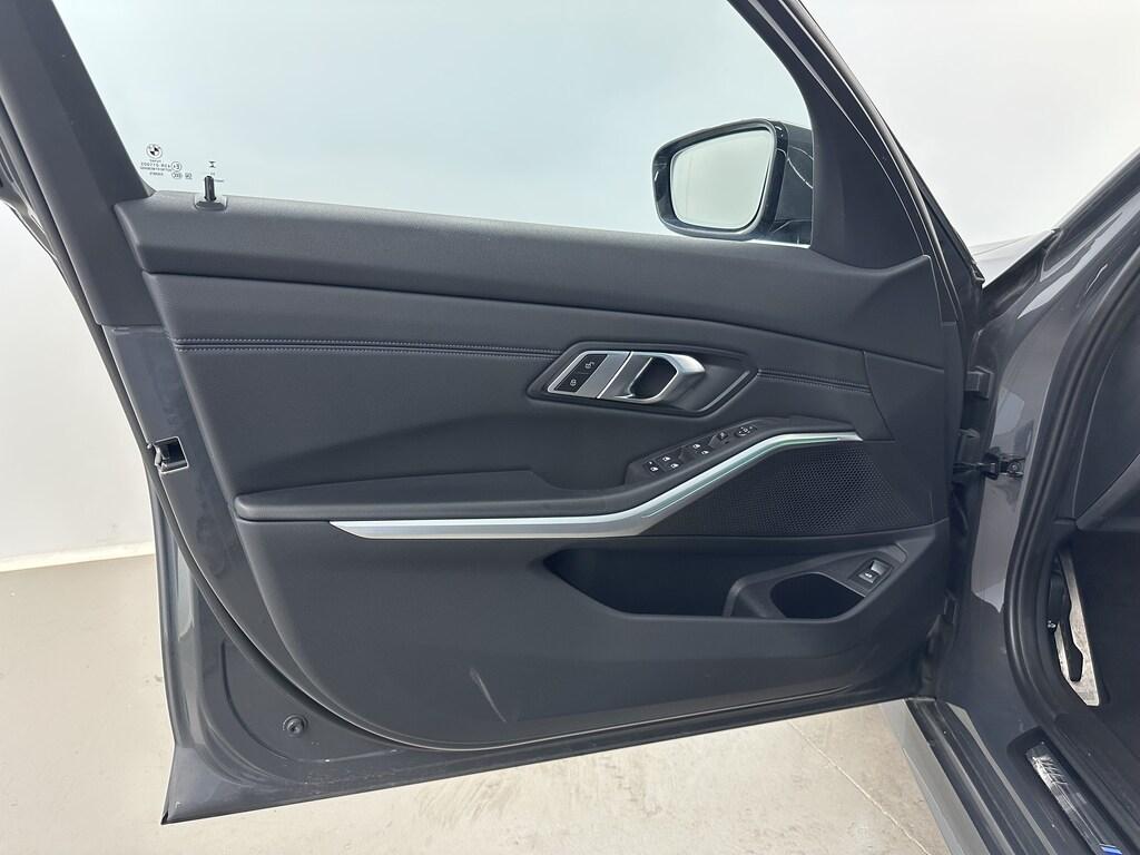 BMW Serie 3 320d Touring mhev 48V Msport auto