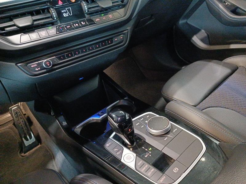BMW Serie 1 118i Msport Exterior 136cv auto