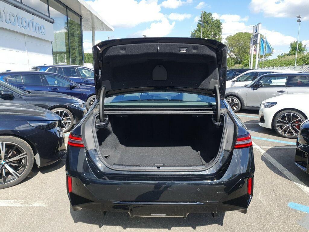BMW i5 M i5 M60 M Sport Pro
