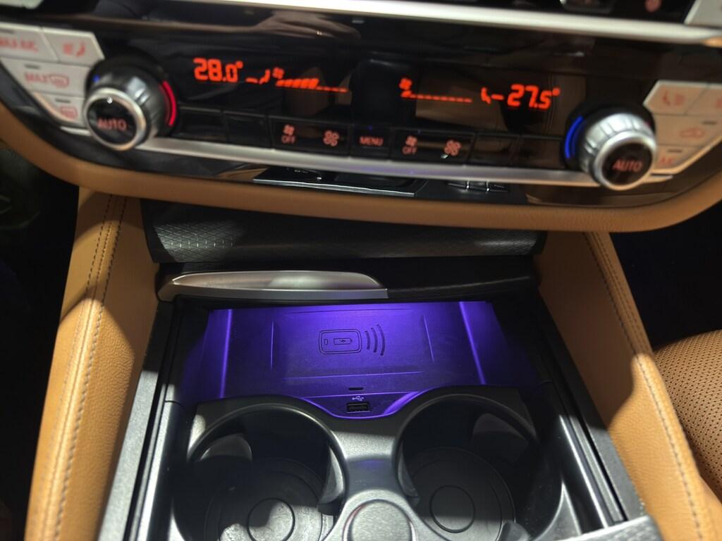 BMW Serie 5 520d Touring mhev 48V xdrive Msport auto