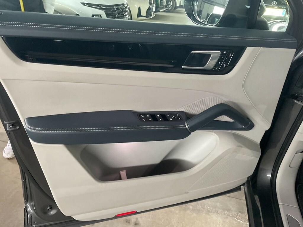 Porsche Cayenne Coupe 3.0 tiptronic