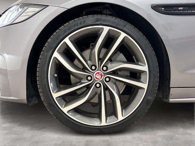 Jaguar XF 2.0d i4 Prestige awd 180cv auto my20