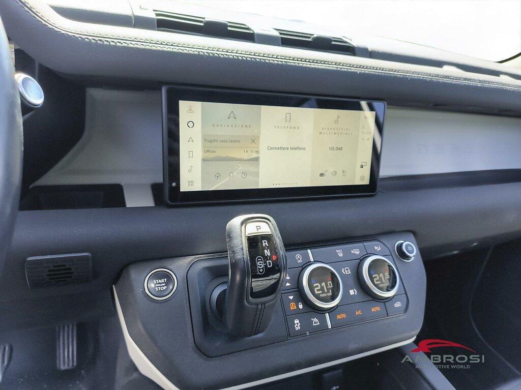 Land Rover Defender 110 3.0d i6 mhev X-Dynamic SE awd 250cv auto