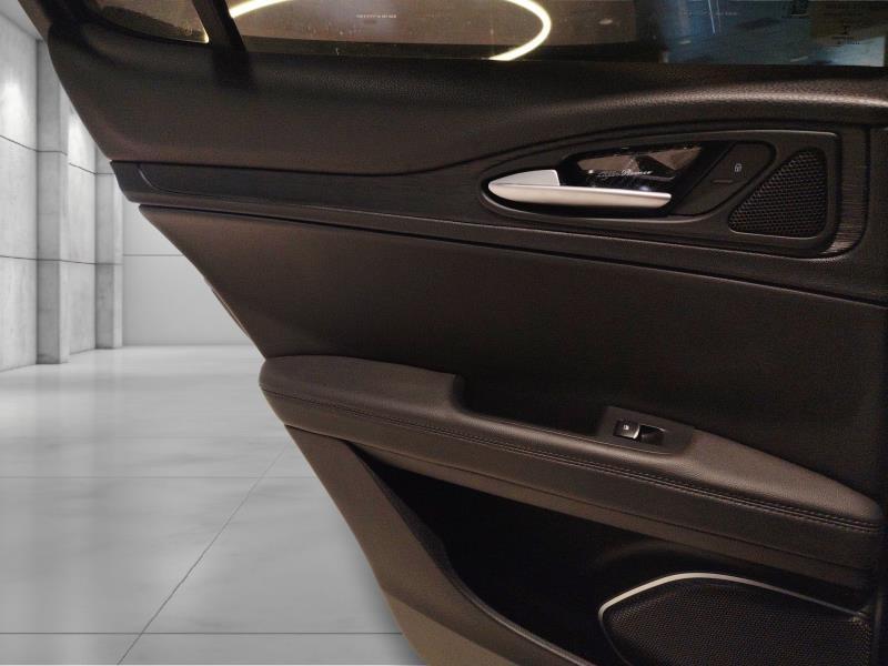 Alfa Romeo Stelvio 2.2 t Business rwd 160cv auto