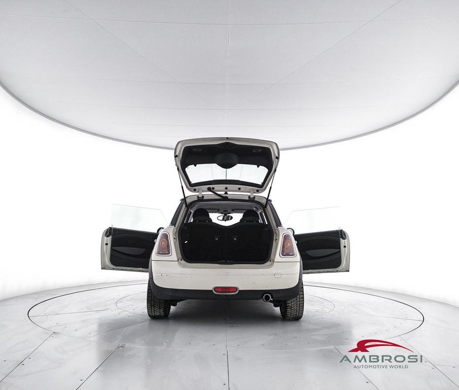 Mini Cooper D 1.6 D Cooper D Pepper