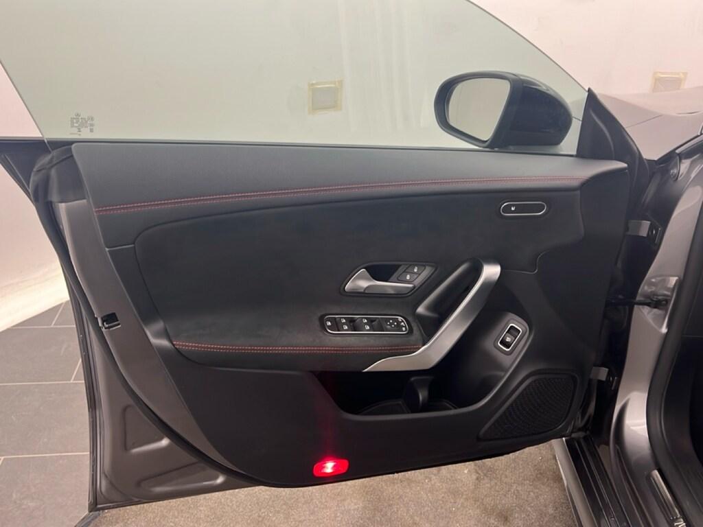 Mercedes CLA Shooting Brake 220 d AMG Line Advanced Plus auto
