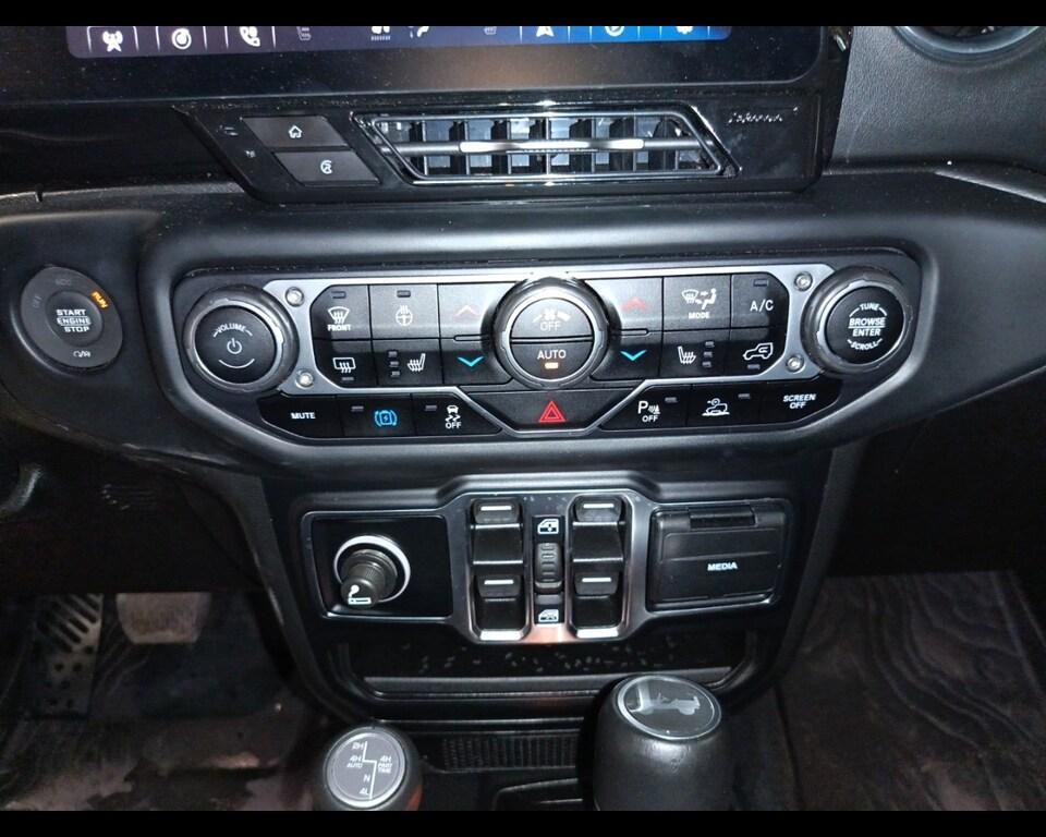 Jeep Wrangler Wrangler Unlimited 2.0 atx phev Sahara 4xe auto