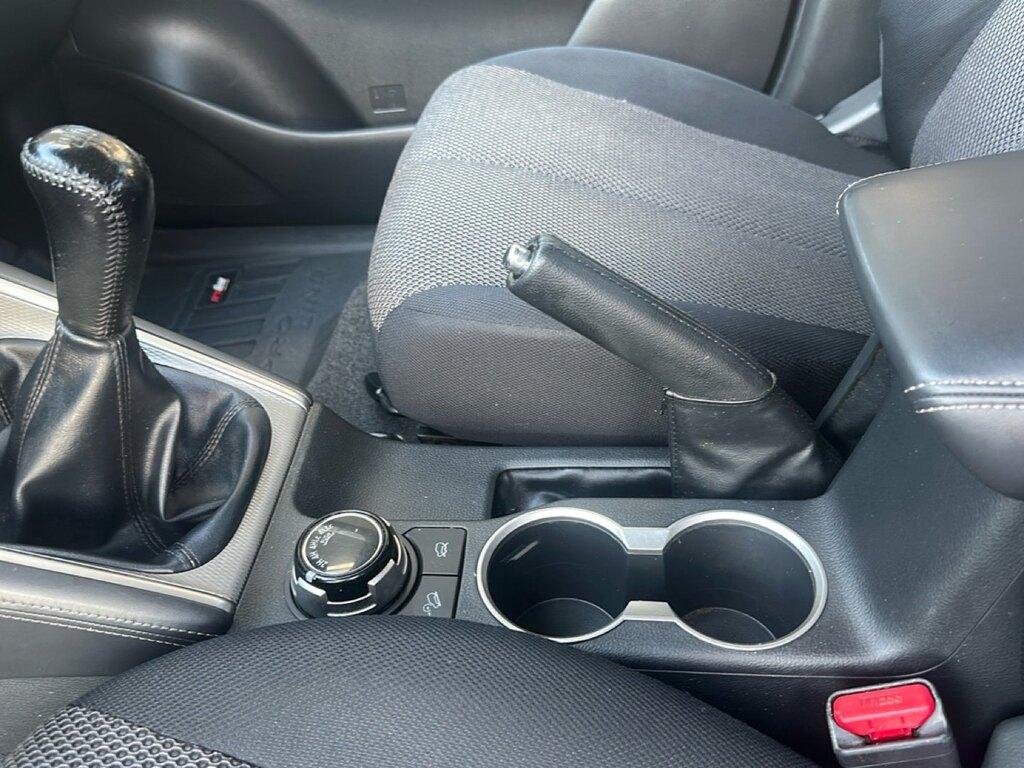 Mitsubishi L200 d.cab 2.3d Invite Connect 4wd 150cv