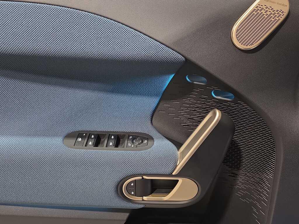 Mini Mini Aceman E Favoured