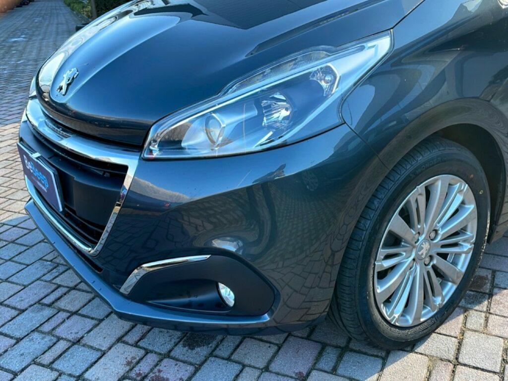 Peugeot 208 1.2 puretech Allure 82cv 5p