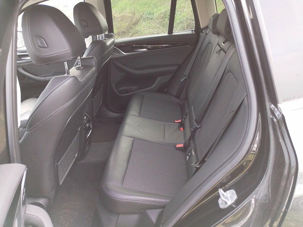 BMW X3 xdrive20d mhev 48V xLine auto