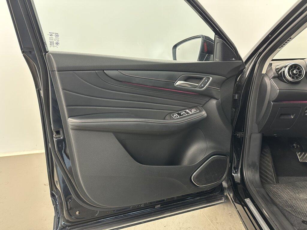 Mg HS 1.5 t Luxury auto