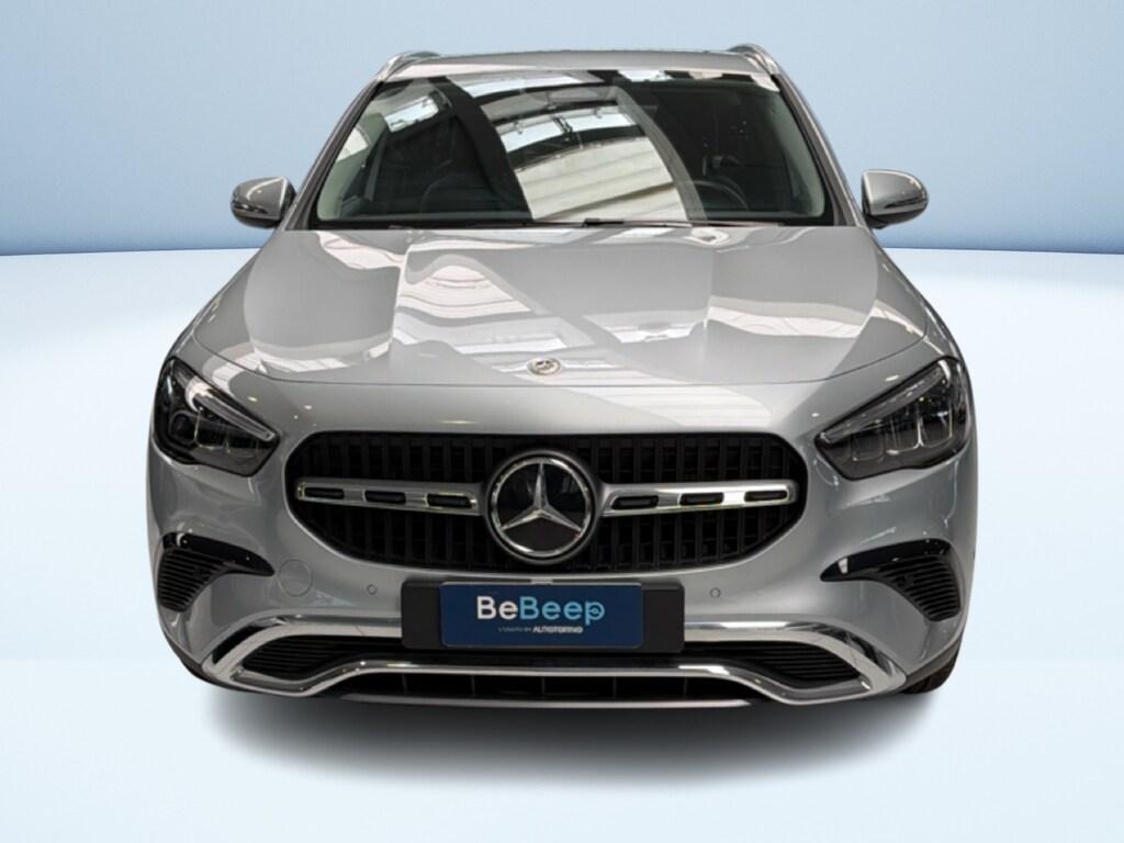 Mercedes GLA 180 d Progressive Advanced auto