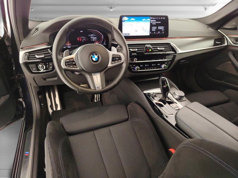 BMW Serie 5 530d Touring mhev 48V xdrive Msport auto